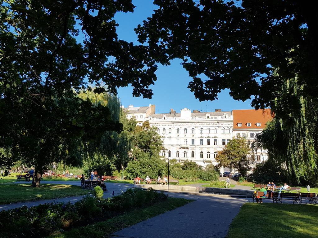 Charles * Prague